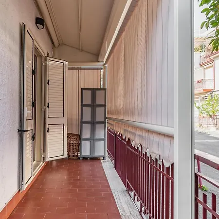 Naxos Bay Flat With Terrace 50 Meters From The Sea Apartment Giardini Naxos Exterior photo