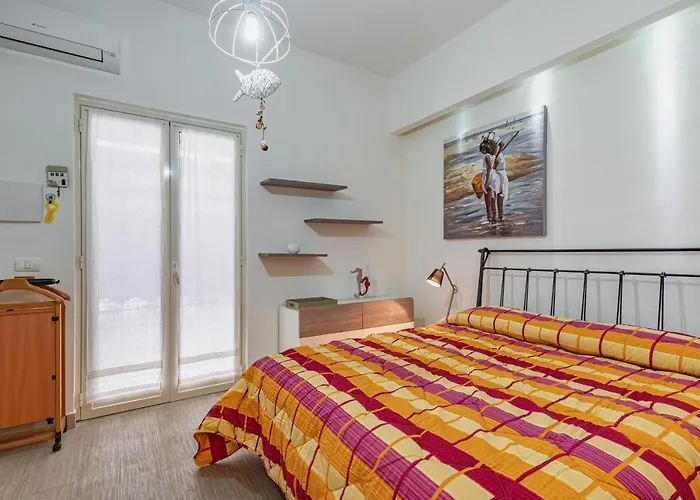 Naxos Bay Flat With Terrace 50 Meters From The Sea