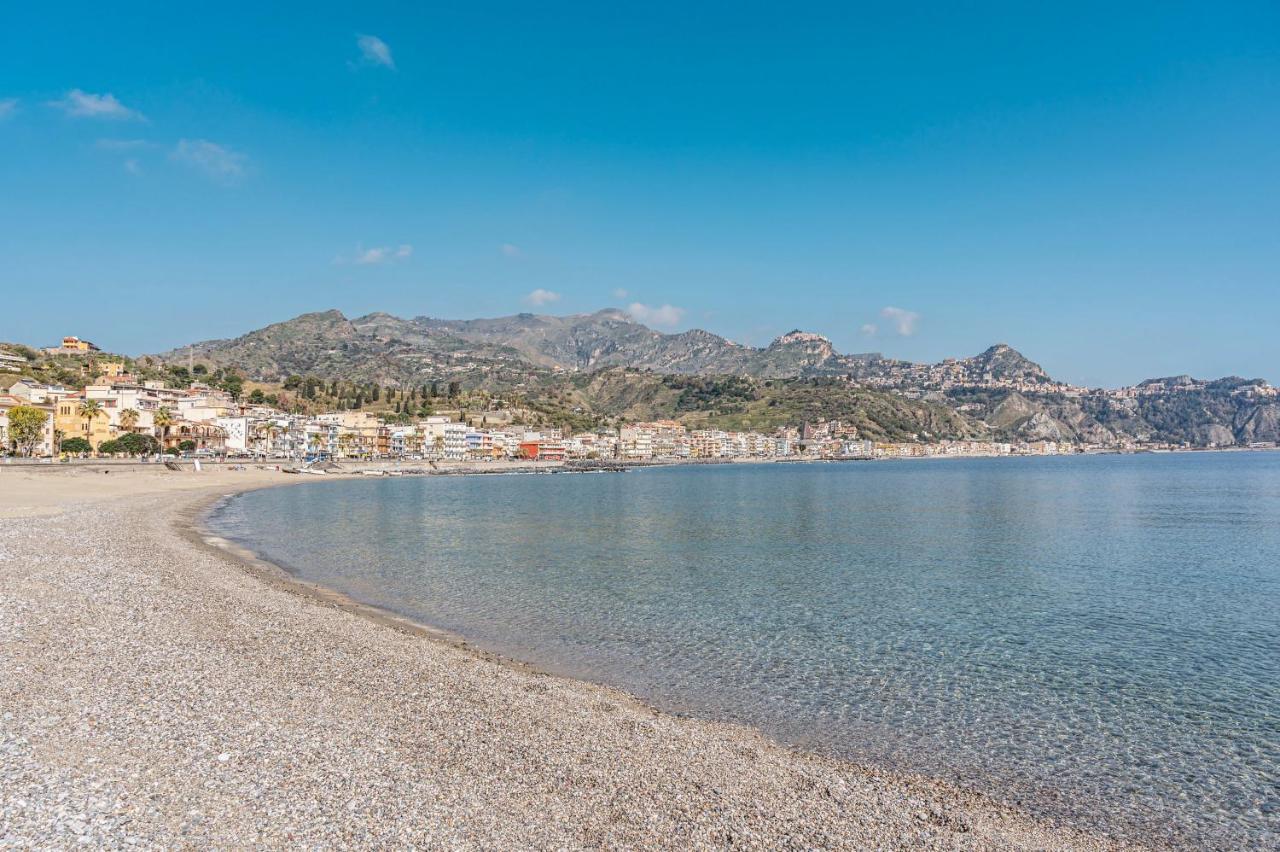 Naxos Bay Flat With Terrace 50 Meters From The Sea Giardini Naxos